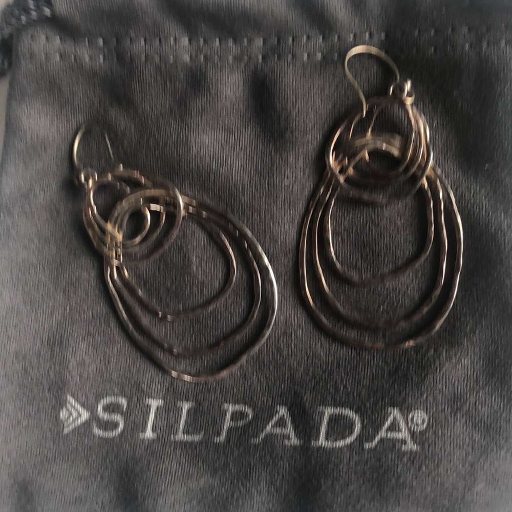 Silpada dangle earrings silver